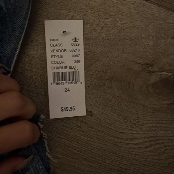 PacSun denim shorts - Picture 3 of 3